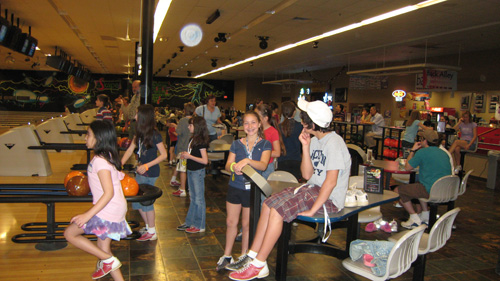 Kids Club Bowling Party